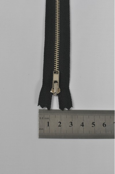 ZIP042  1號拉鏈  銀色拉鏈  白銅牙密尾拉鏈  單頭金屬拉鏈  不設單獨拉鍊訂購 正面照